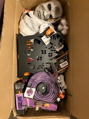 Halloween Decorations Lot